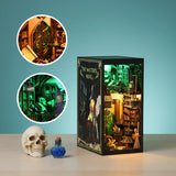 The Master's House - DIY Book Nook Kit