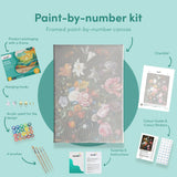 Paint by numbers Portræt af blomster i en blå vase